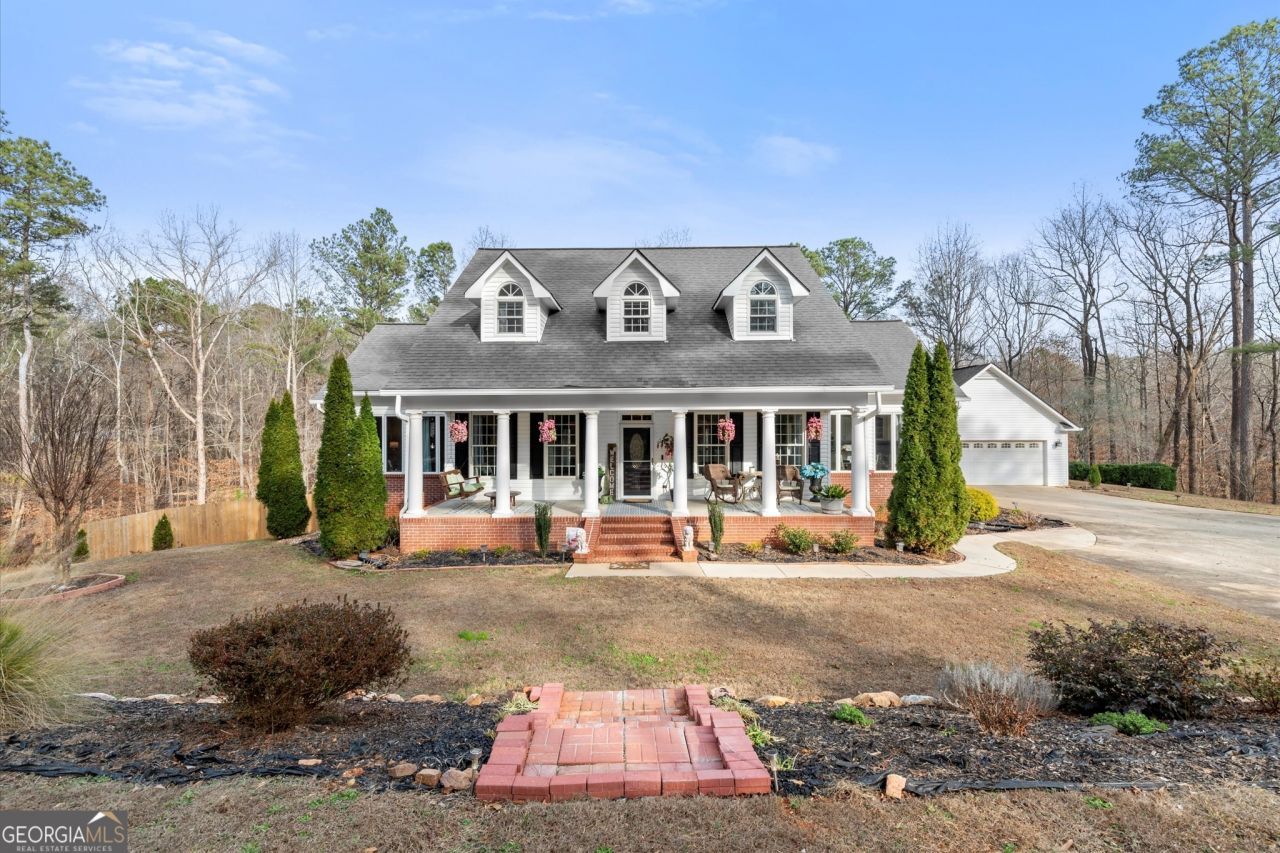 7277 Avalon Drive, Douglasville, GA 30135 Main Photo