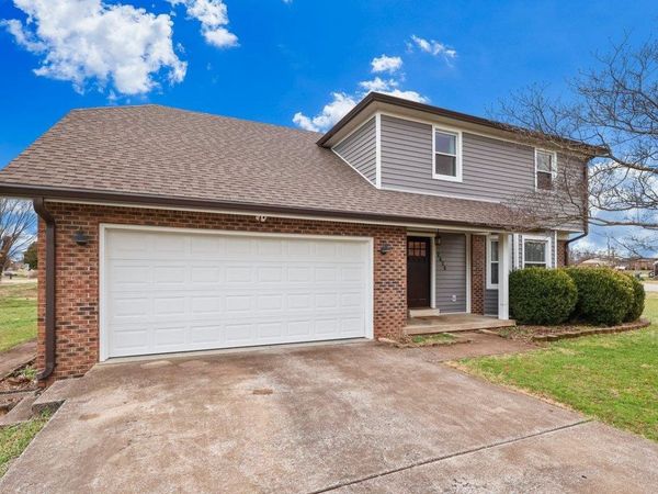 2424 Stonebridge Lane, Bowling Green, KY 42101