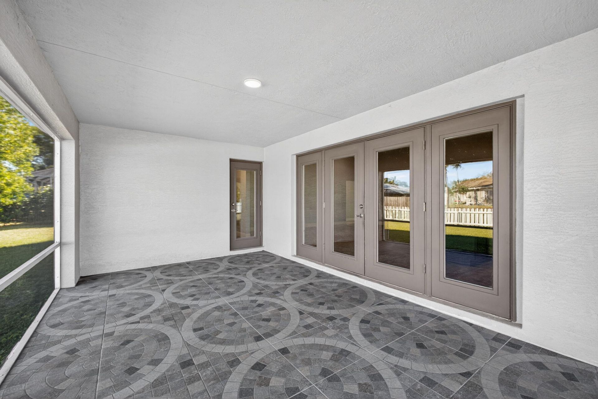 2501 SE Mariposa Avenue, Port Saint Lucie, FL 34952 Photo