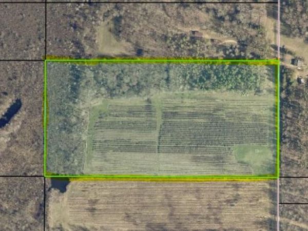 6892 56th Street, Grand Junction, MI 49056