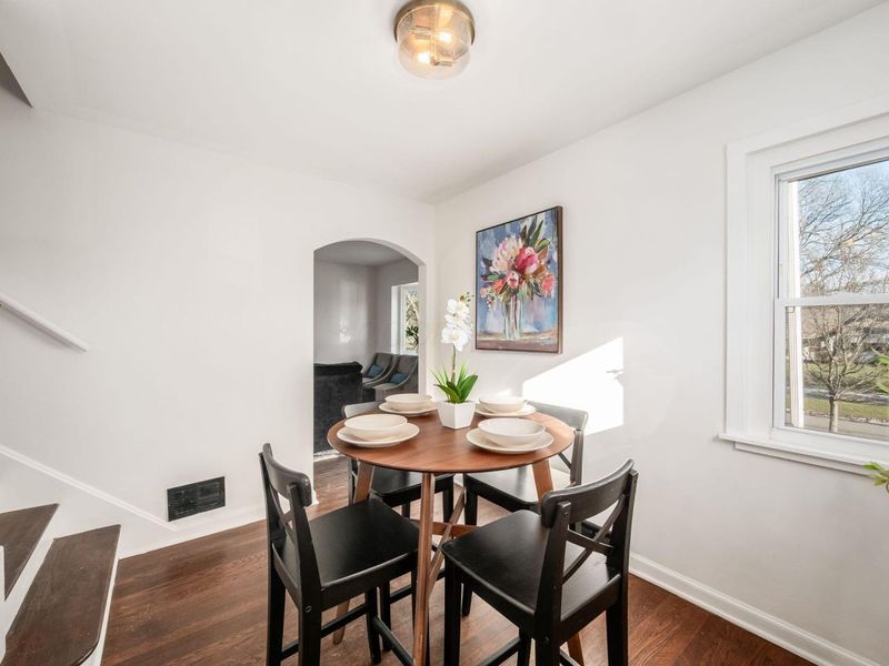 669 Brookside Drive, Columbus, OH 43209 Photo 12