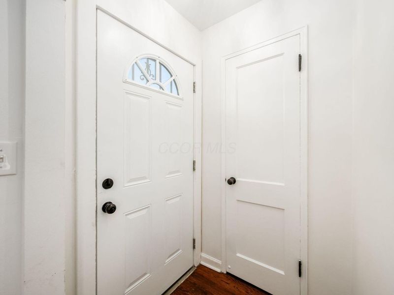 669 Brookside Drive, Columbus, OH 43209 Photo 5