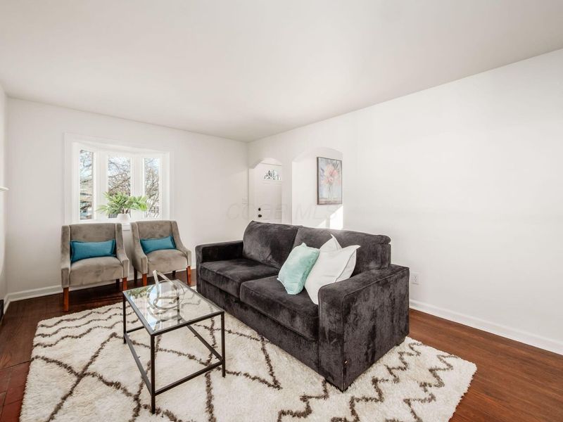 669 Brookside Drive, Columbus, OH 43209 Photo 8