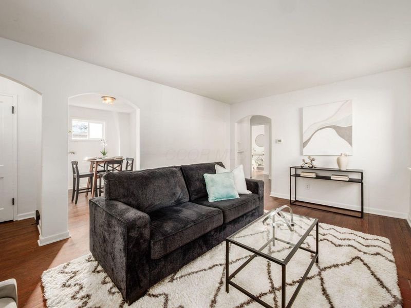 669 Brookside Drive, Columbus, OH 43209 Photo 9