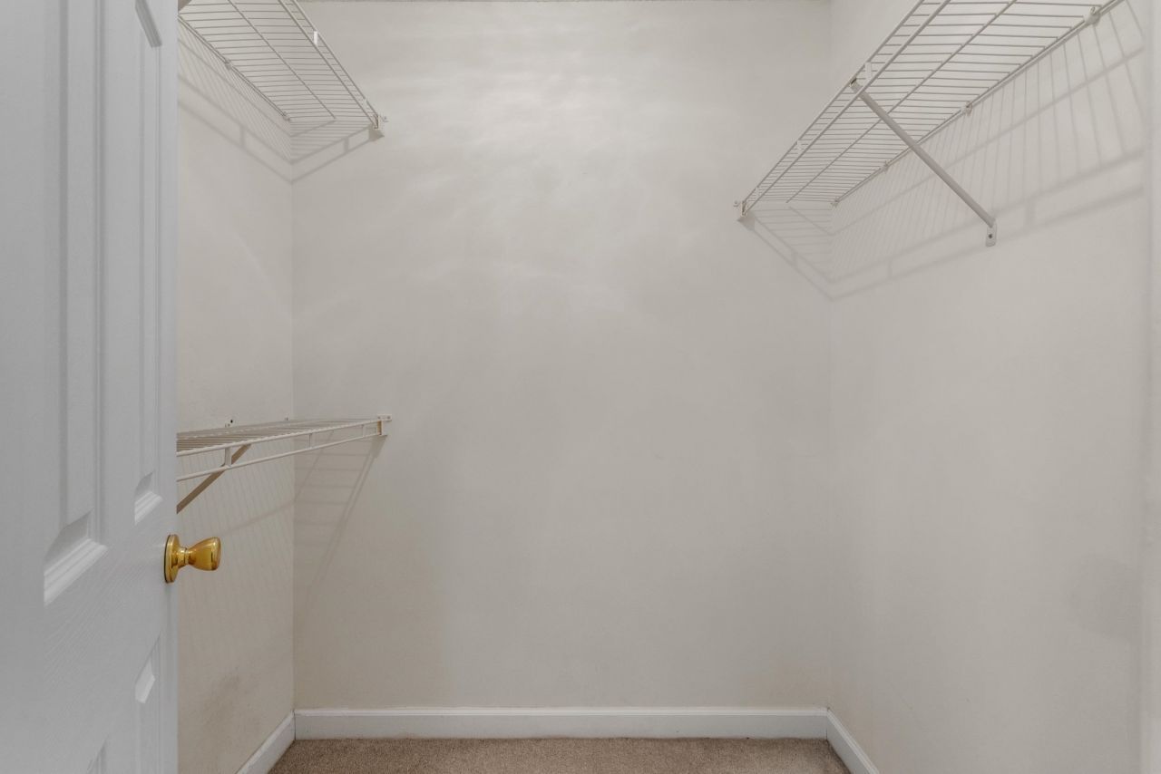 4323 Lotus Ct. Photo 24