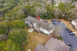 4323 Lotus Ct. photo 4