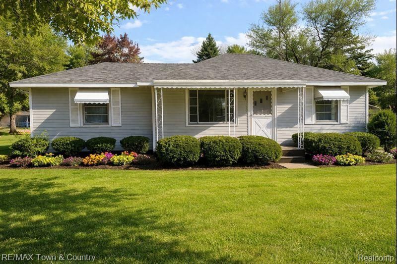 11446 N Jennings Road, Vienna Township, MI 48420 Main Photo