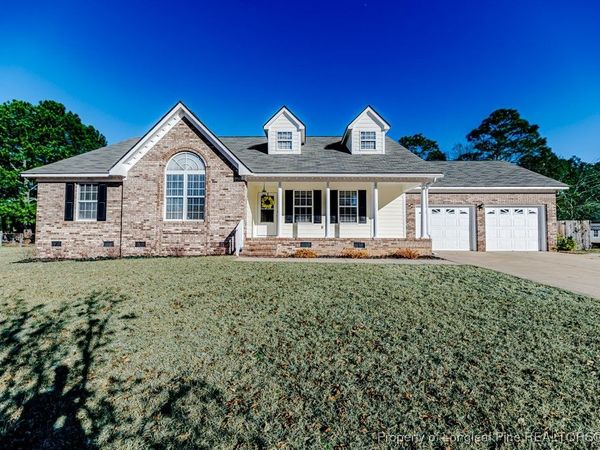 7706 Eunice Drive, Fayetteville, NC 28306