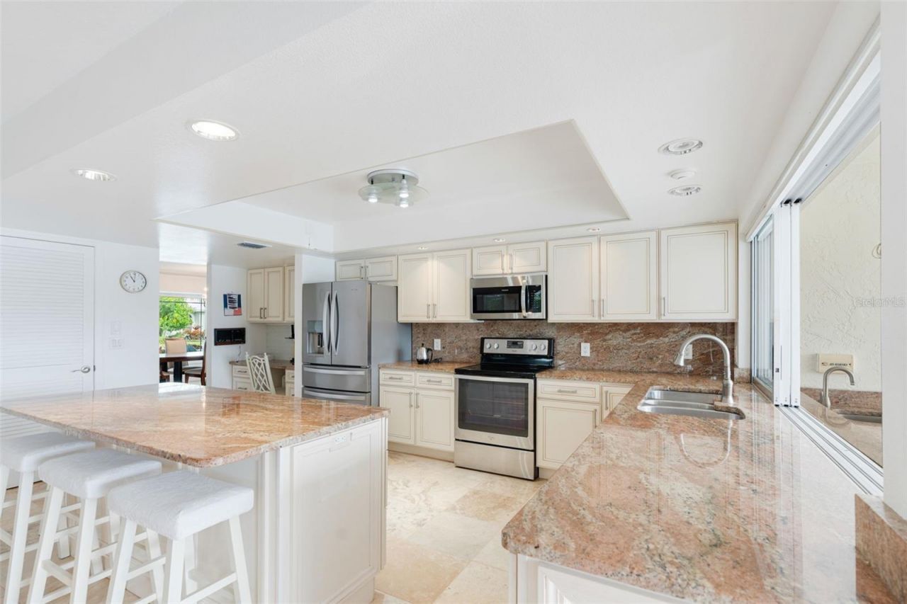 402 Devonshire Lane, Venice, FL 34293 Photo