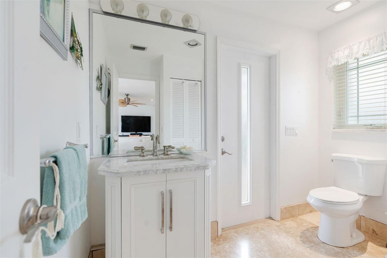 402 Devonshire Lane, Venice, FL 34293 Photo