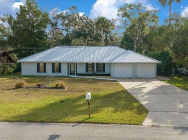 18 PALM CIRCLE DRIVE, INGLIS, FL 34449