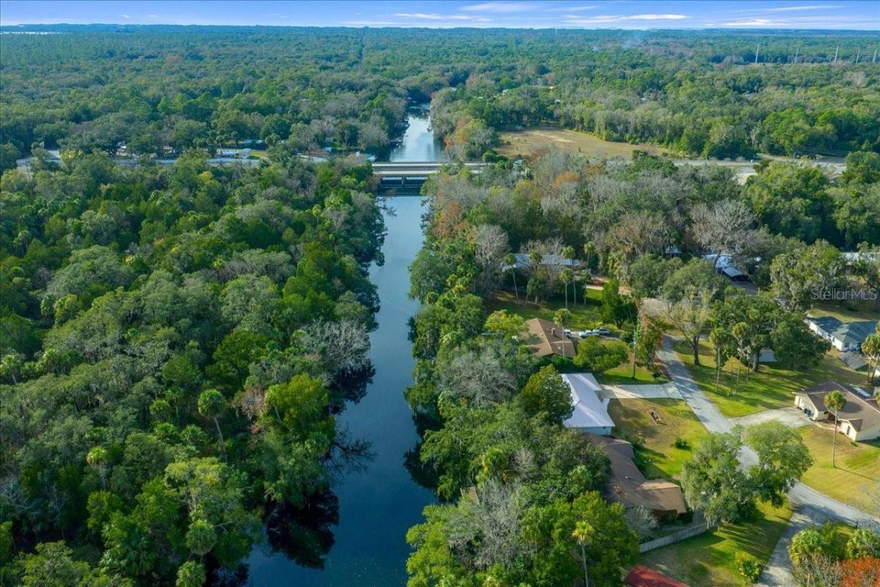 18 Palm Circle Drive, Inglis, FL 34449 Photo