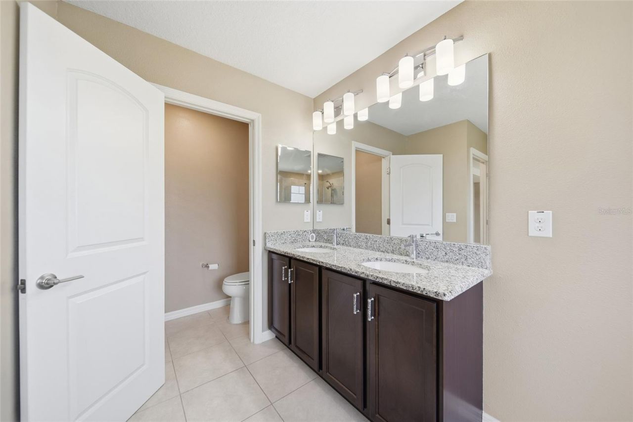 8147 Artisan Circle, Seminole, FL 33777 Photo