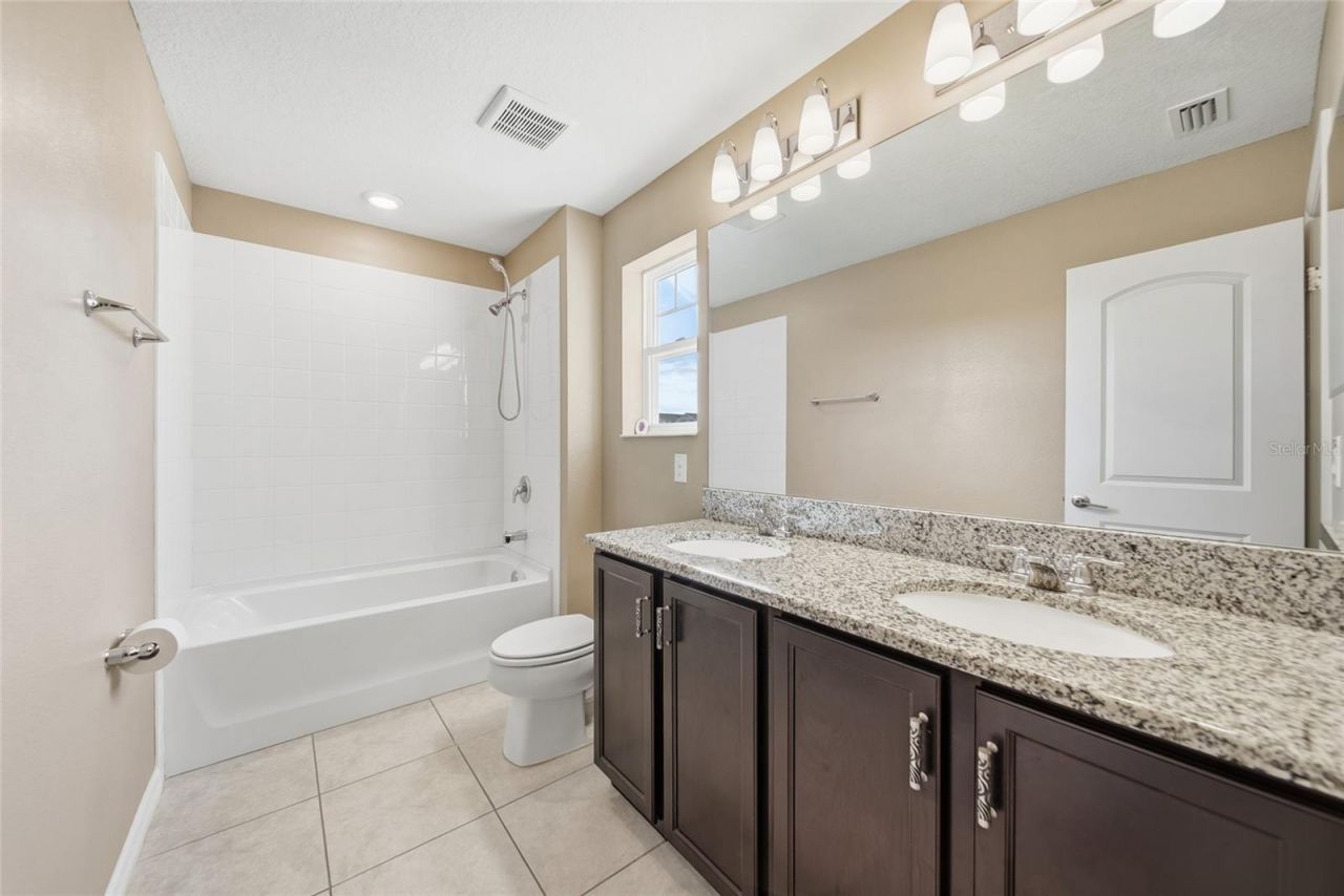 8147 Artisan Circle, Seminole, FL 33777 Photo