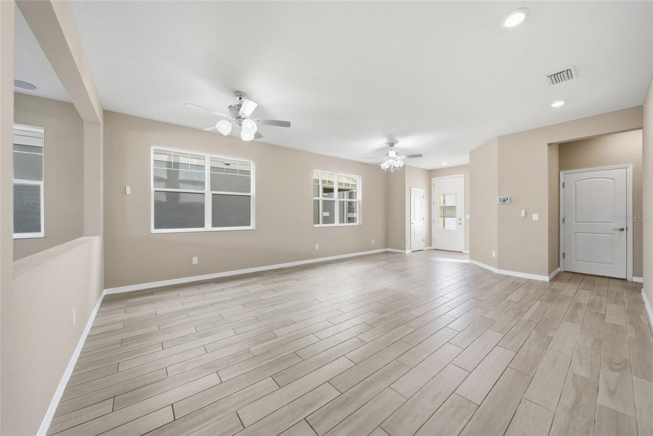 8147 Artisan Circle, Seminole, FL 33777 Photo