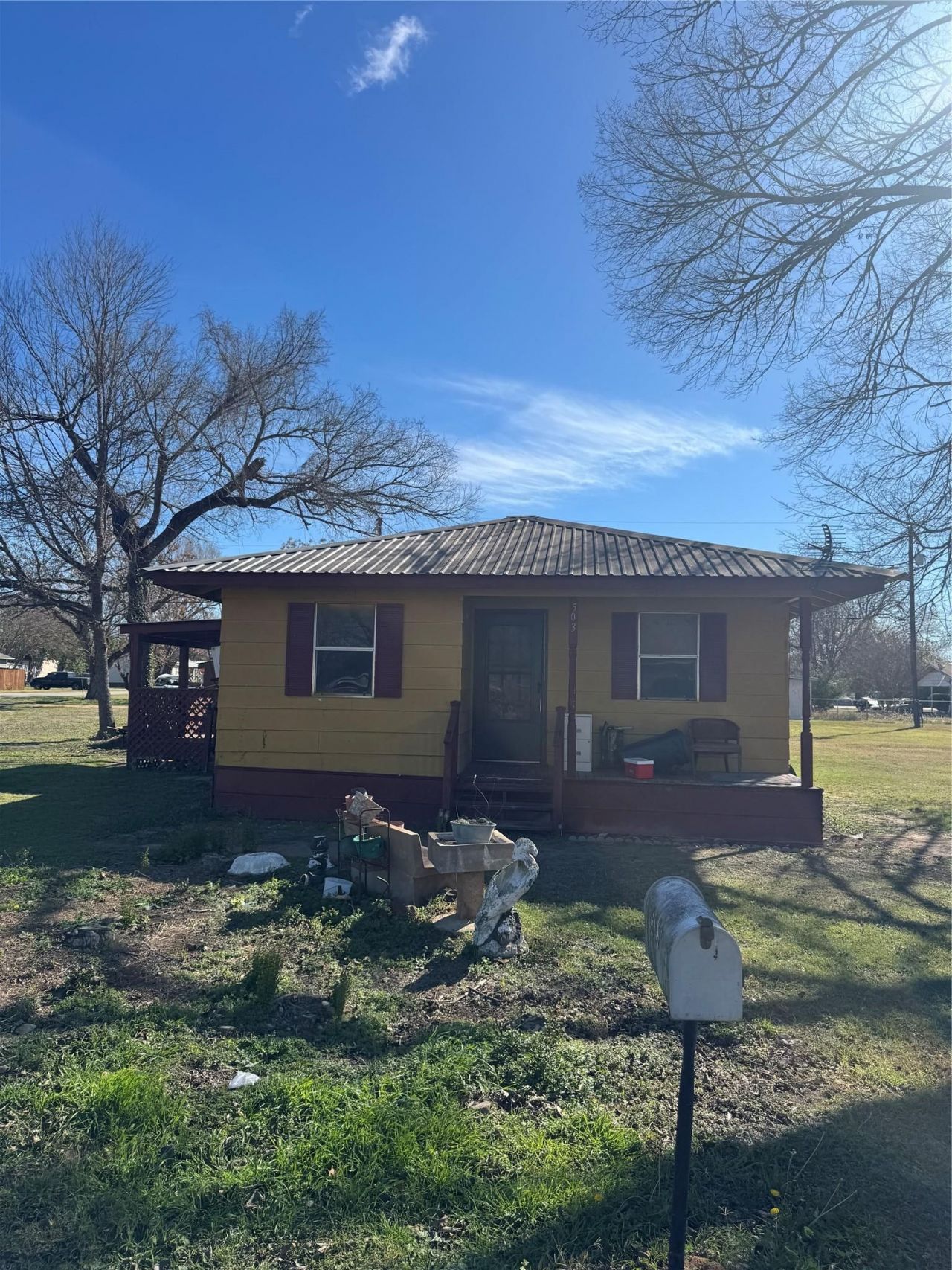 503 Hill St, Smithville, TX 78957 Main Photo