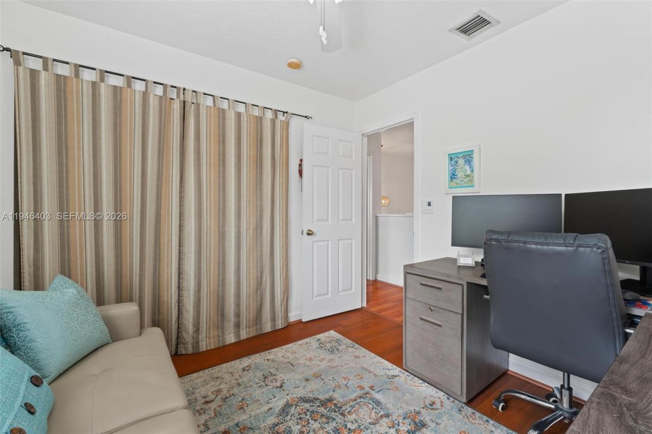 11950 SW 135th Ter, Miami, FL 33186 Photo