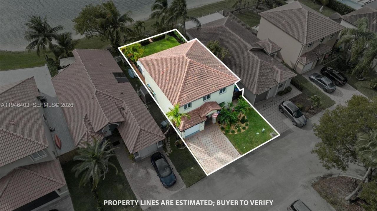 11950 SW 135th Ter, Miami, FL 33186 Photo