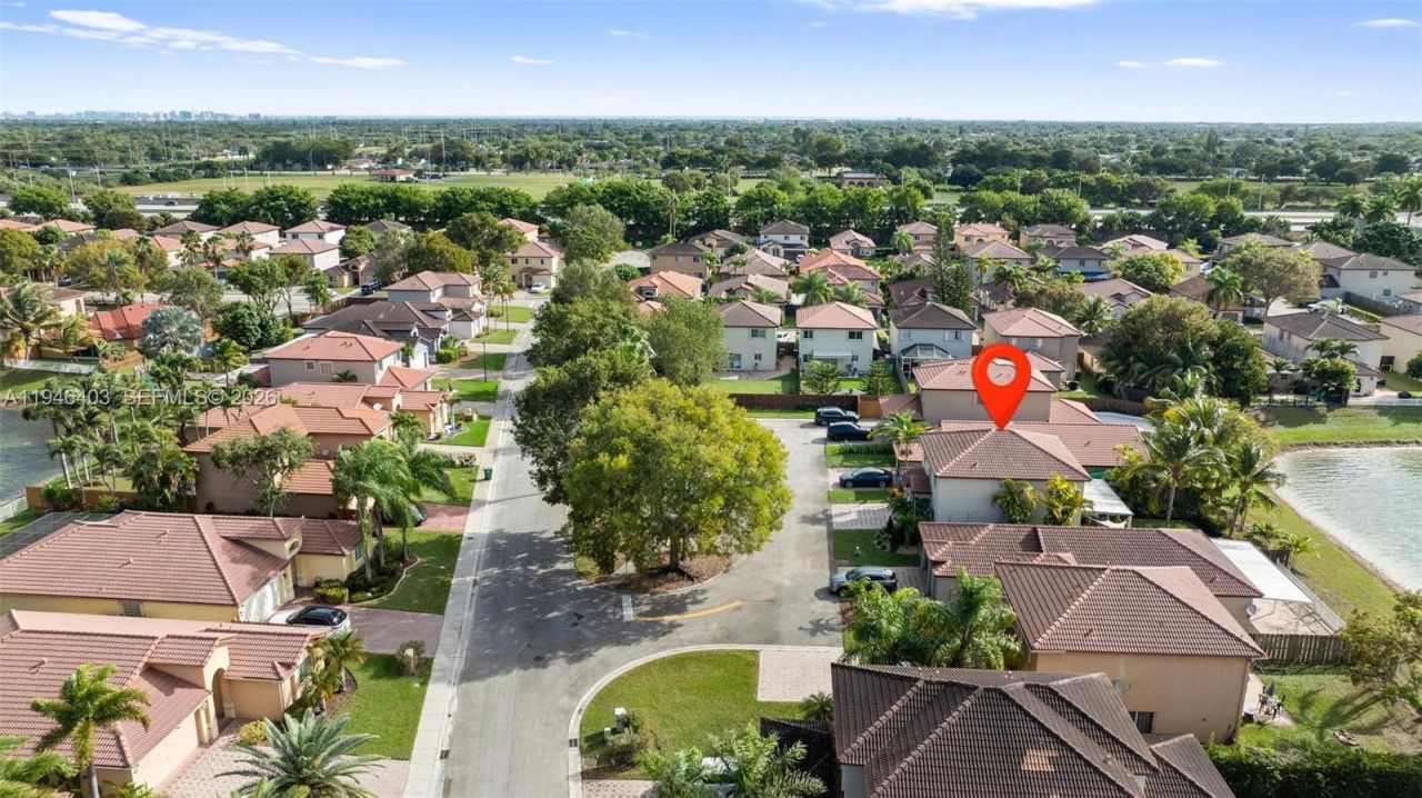 11950 SW 135th Ter, Miami, FL 33186 Photo