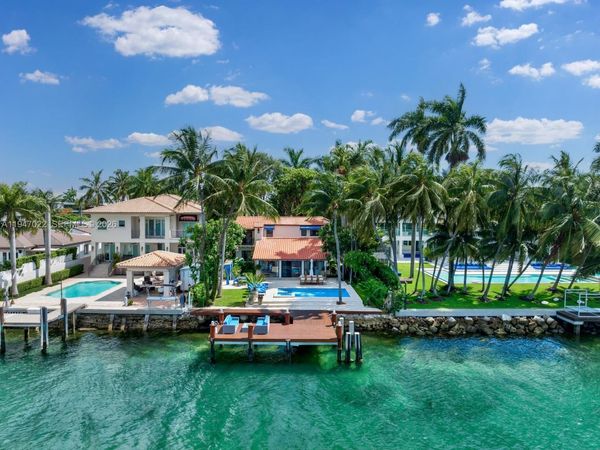 56 S Hibiscus Dr , Miami Beach, FL 33139