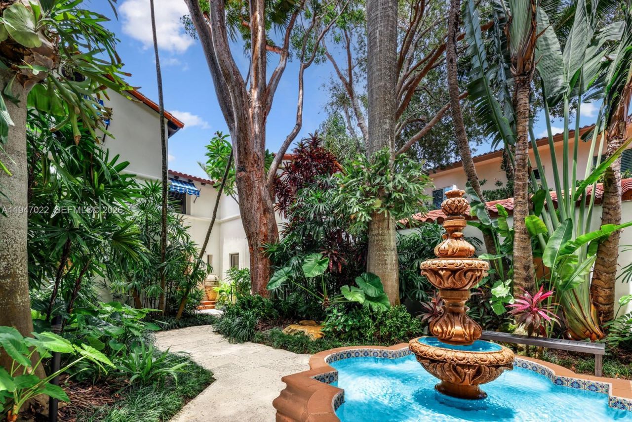 56 S Hibiscus Dr , Miami Beach, FL 33139 Photo