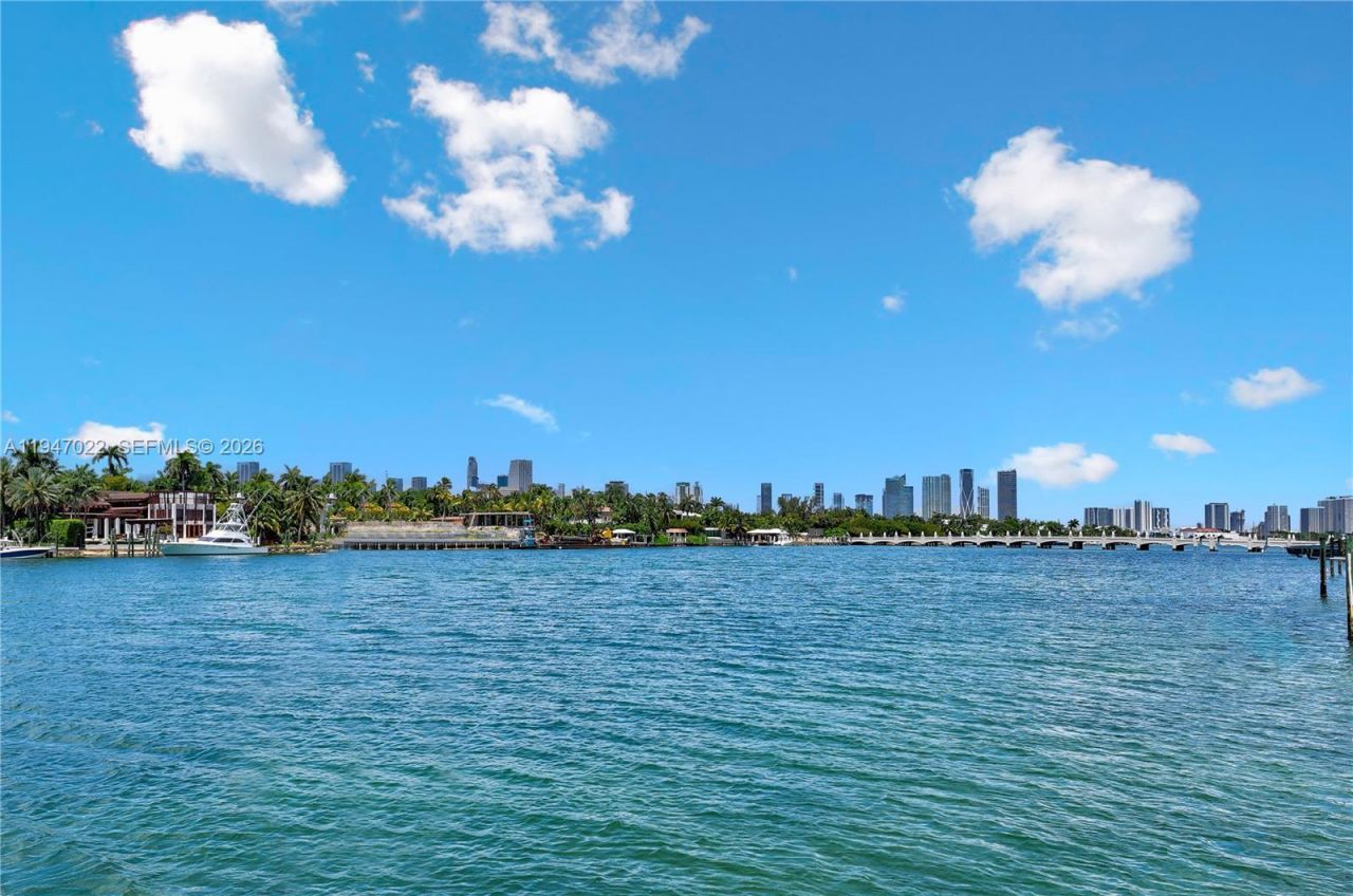 56 S Hibiscus Dr, Miami Beach, FL 33139 Photo