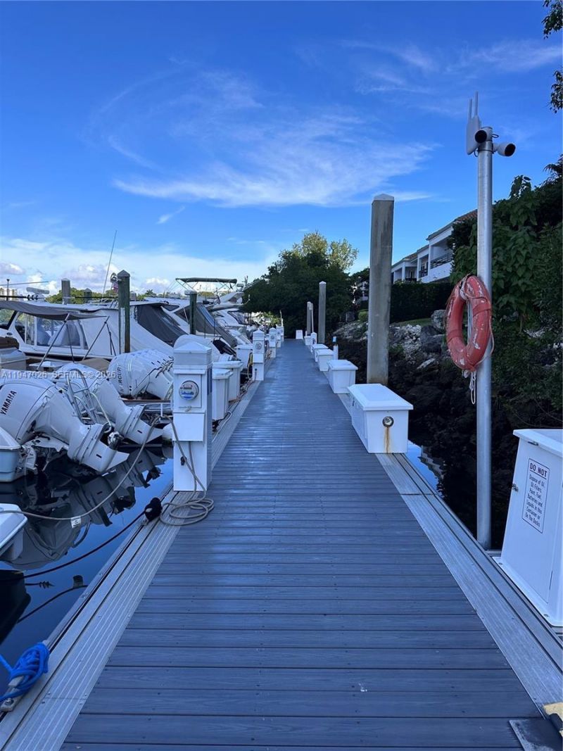 3575 Mystic Pointe Dr, Slip 7, Aventura, FL 33180 Photo