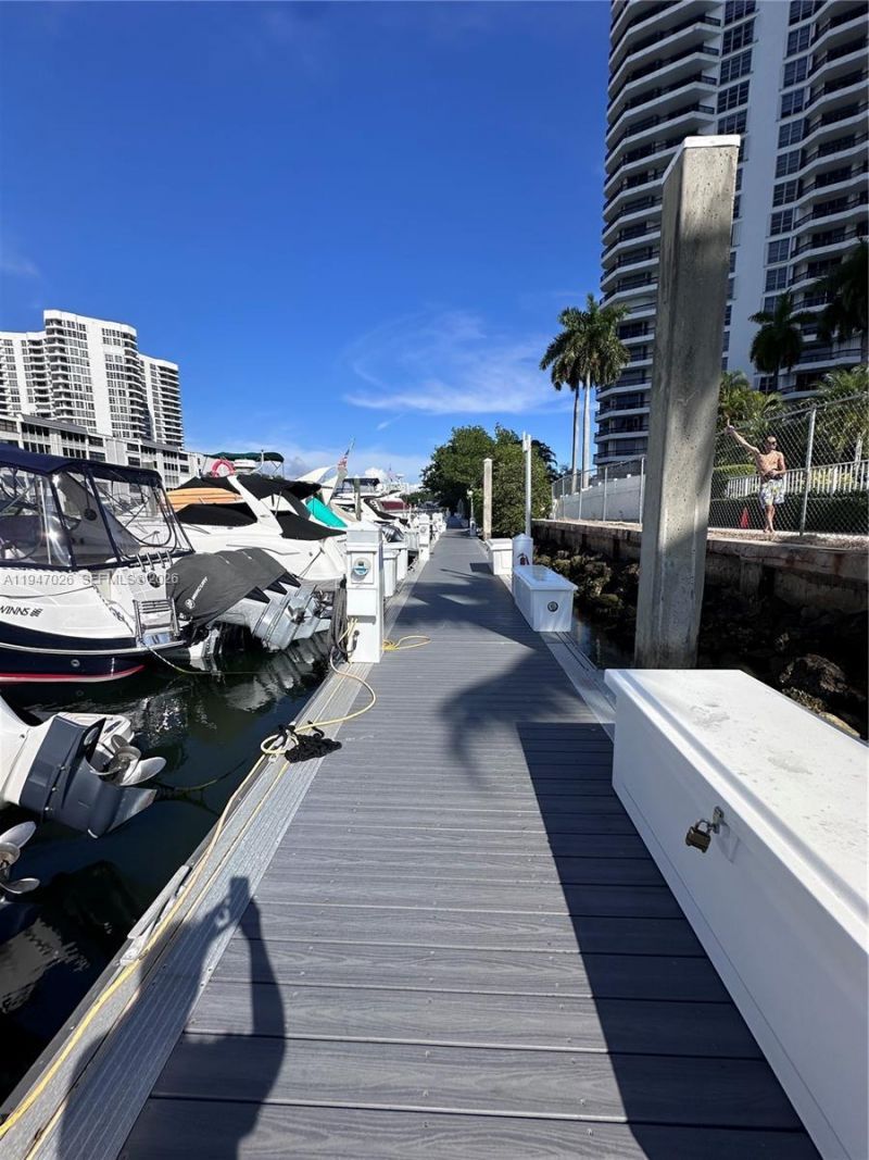 3575 Mystic Pointe Dr, Slip 7, Aventura, FL 33180 Photo