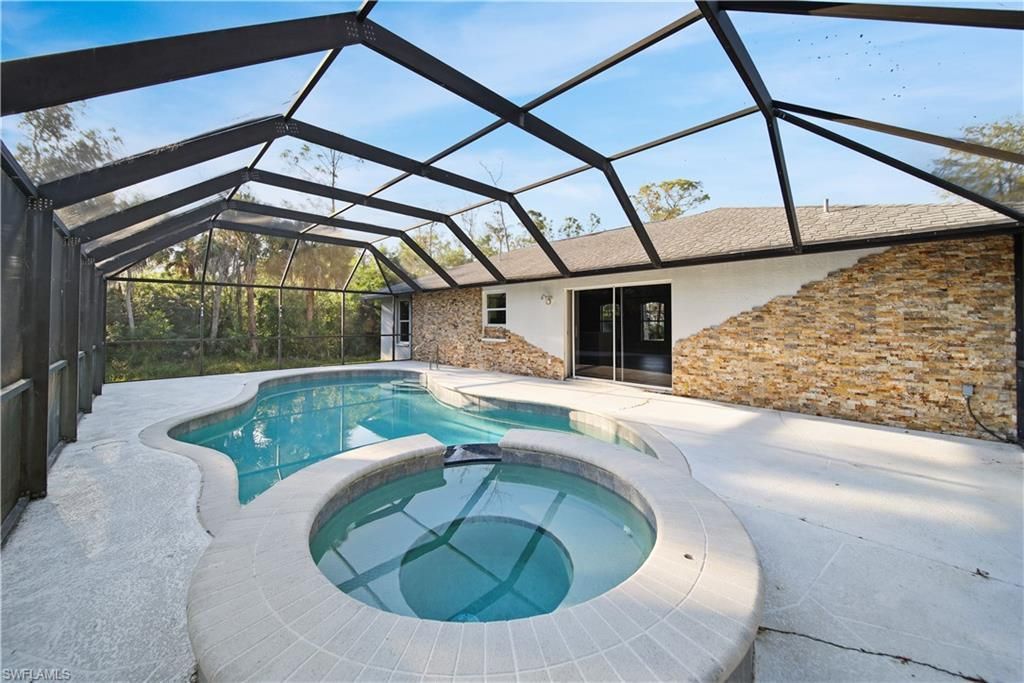 390 35th Ave Ne, Naples, FL 34120 Photo