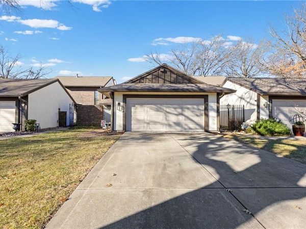 12758 Overbrook Road, Leawood, KS 66209