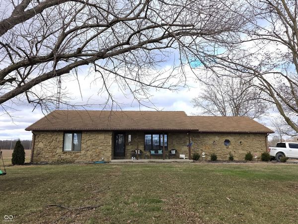 3066 W Old State Rd 252, Flat Rock, IN 47234