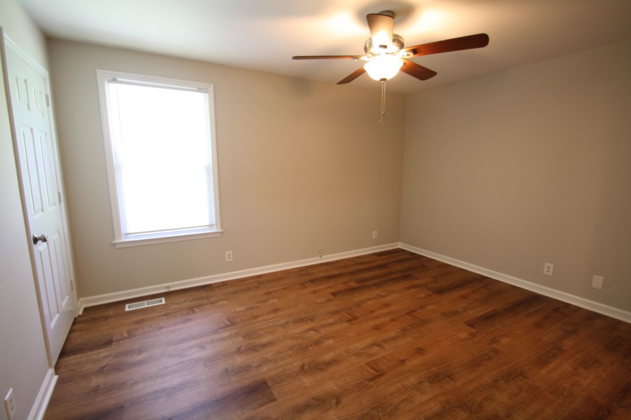 4839 Sheffield Dr, Nashville, TN 37211 Main Photo