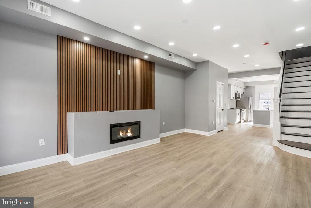 1651 Darley Avenue, Baltimore, MD 21213 Main Photo