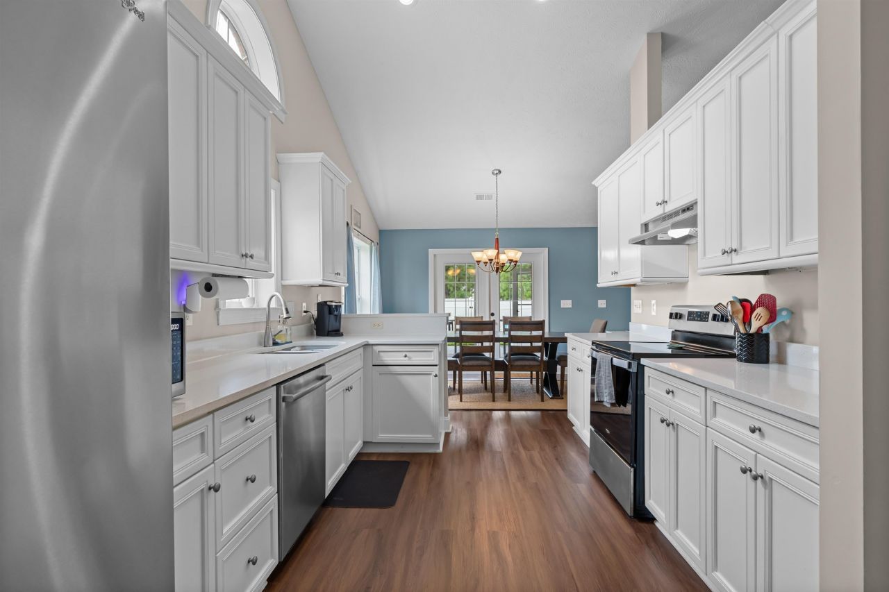 305 Duel Ct. Photo 17