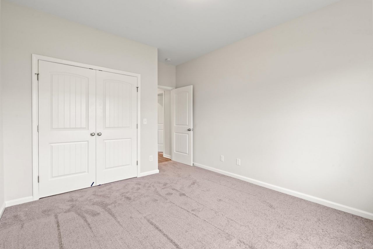 219 Stillbrook Dr. Photo 16