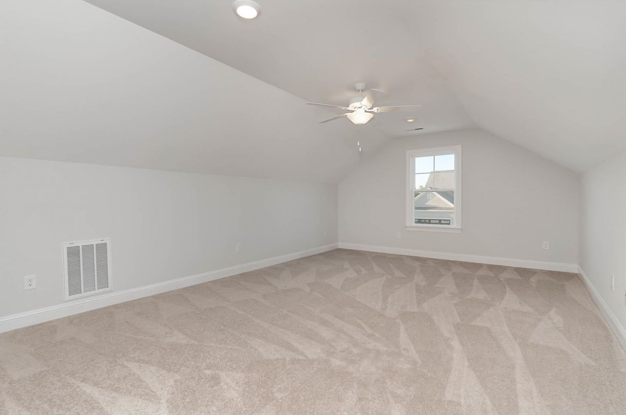 219 Stillbrook Dr. Photo 18