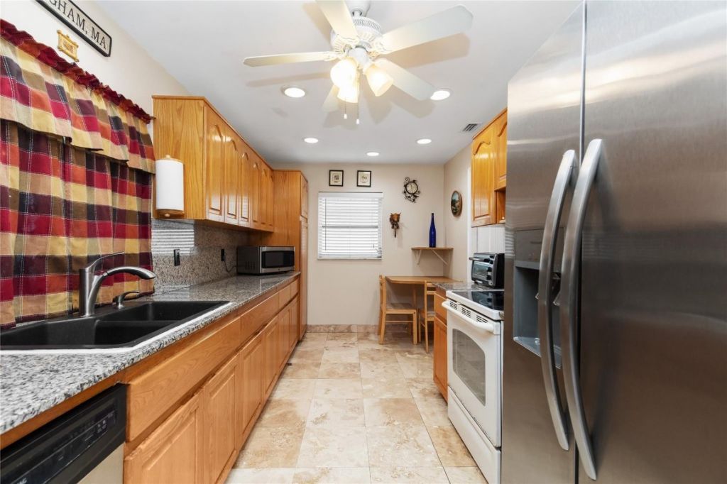 1251 NW 90th Drive, Plantation, FL 33322 Photo