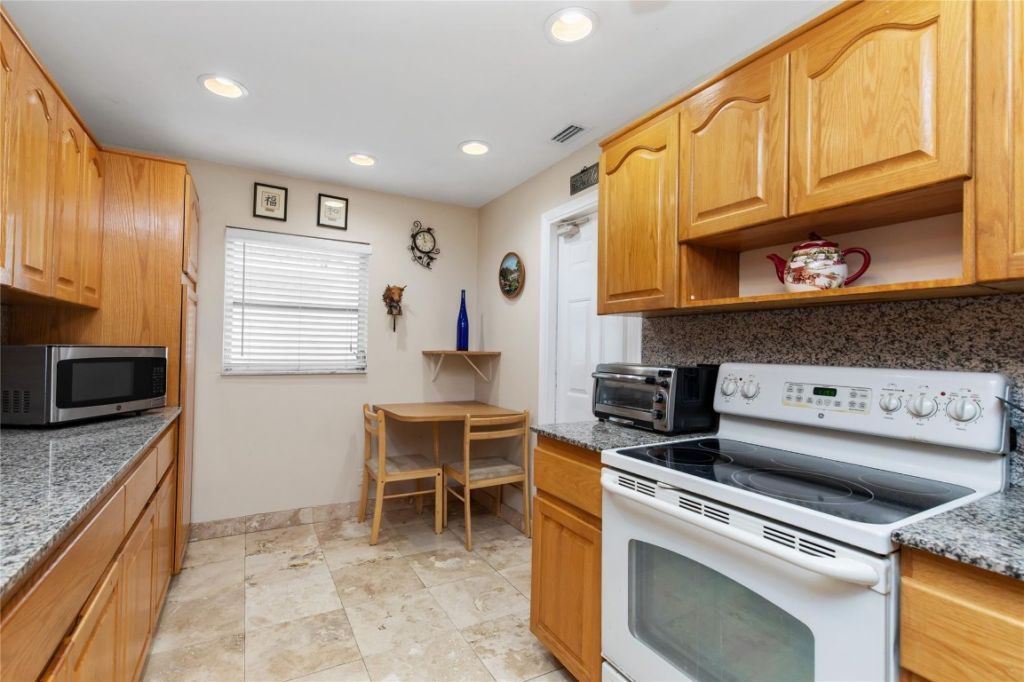 1251 NW 90th Drive, Plantation, FL 33322 Photo