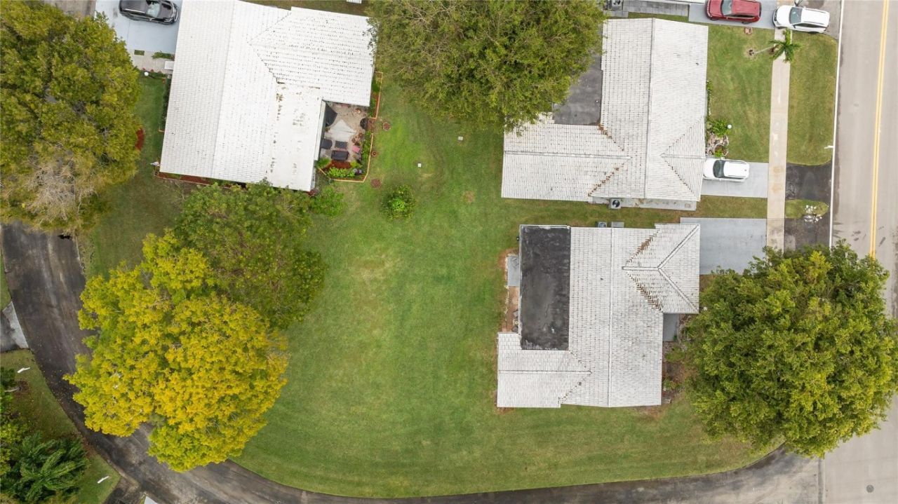 1251 NW 90th Drive, Plantation, FL 33322 Photo