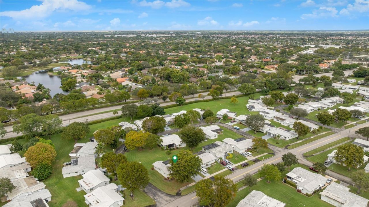 1251 NW 90th Drive, Plantation, FL 33322 Photo