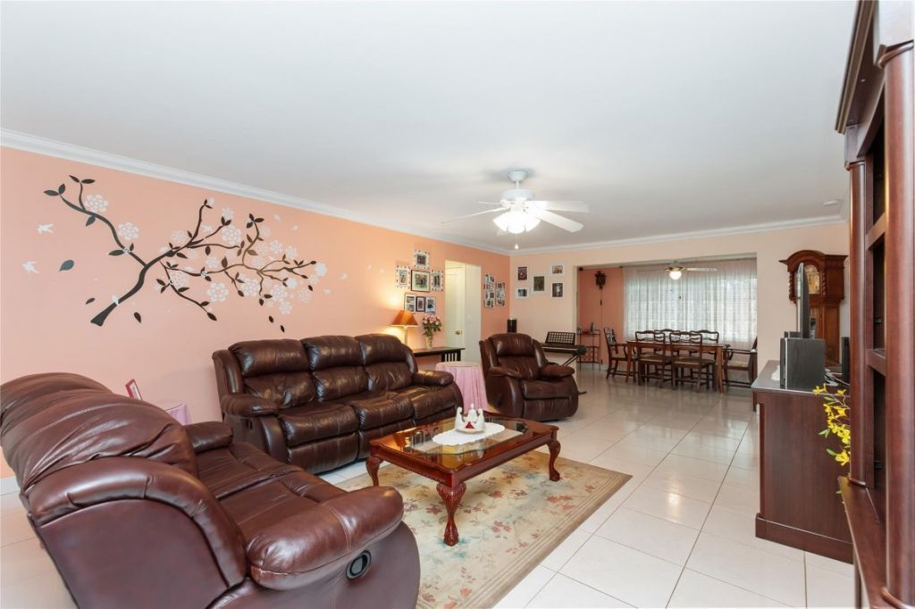1251 NW 90th Drive, Plantation, FL 33322 Photo