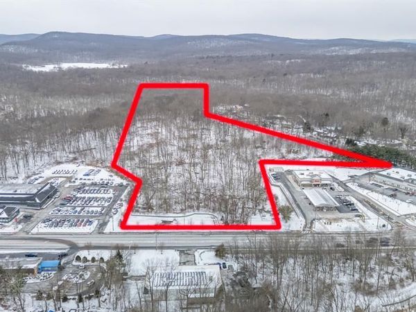 71 Us Highway 206, STANHOPE, NJ 07874