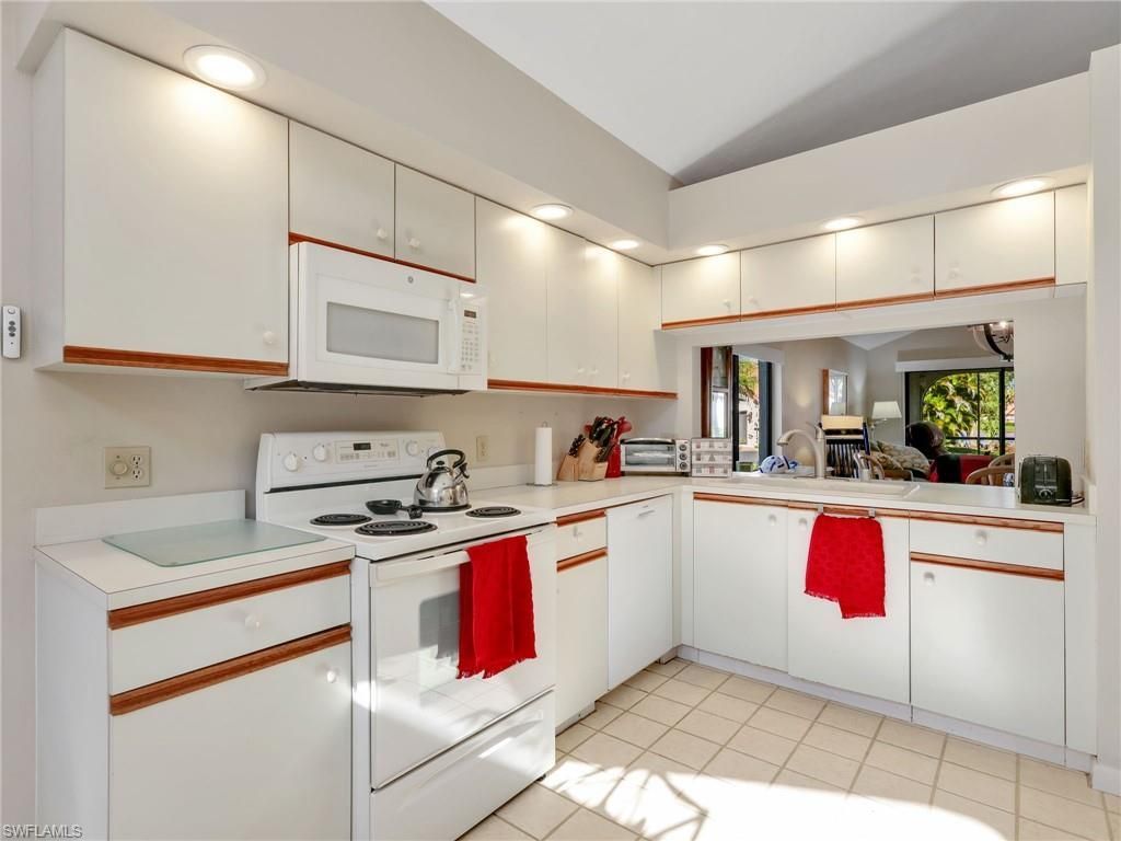 355 Bay Forest Dr, Unit 3A, Naples, FL 34110 Photo