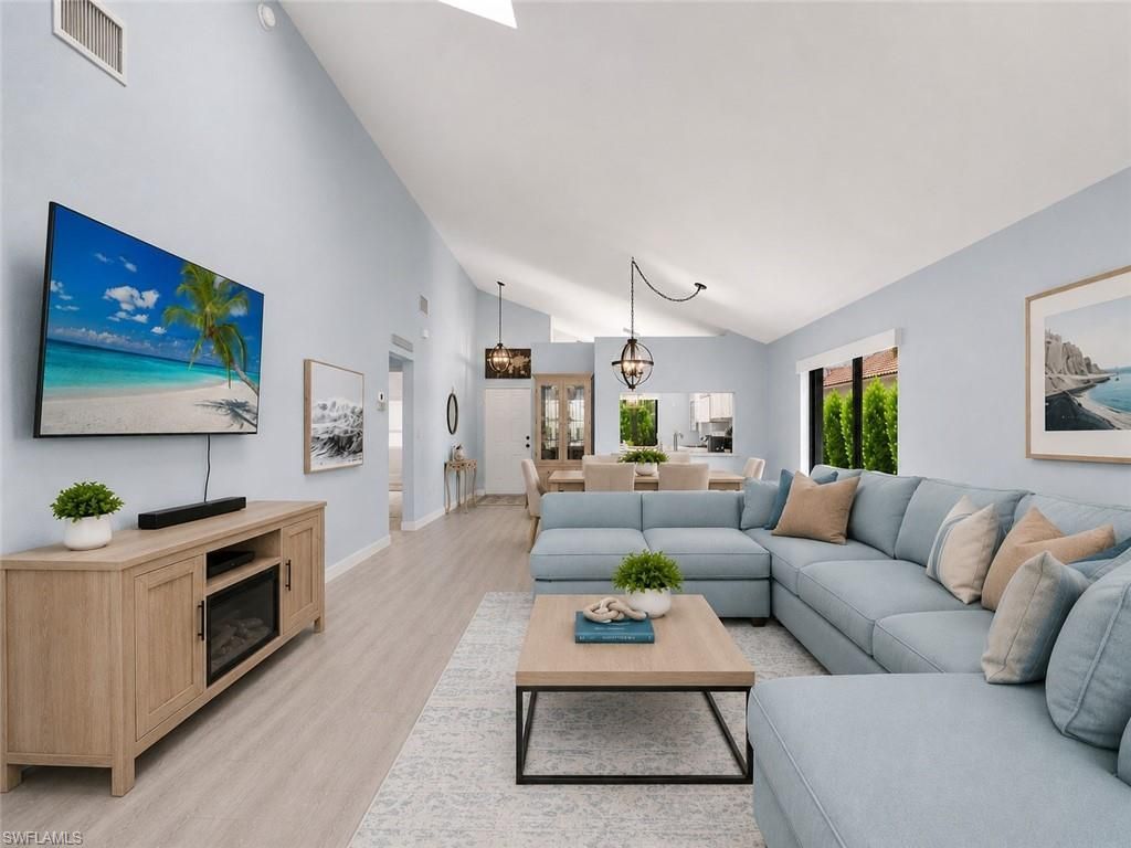 355 Bay Forest Dr, Unit 3A, Naples, FL 34110 Photo