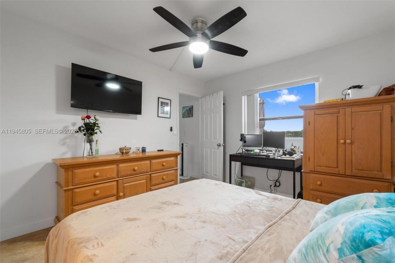 10005 S Winding Lake Rd, Unit 106, Sunrise, FL 33351 Photo