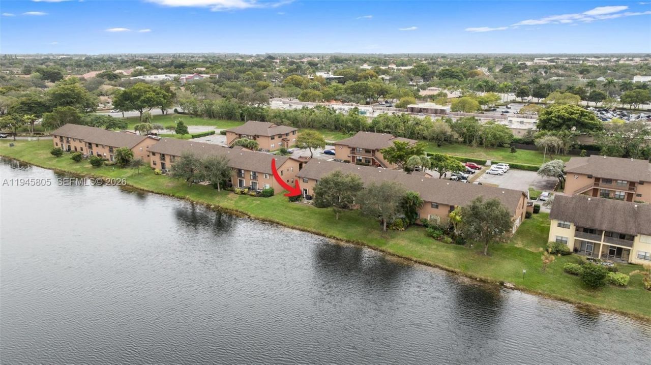 10005 S Winding Lake Rd, Unit 106, Sunrise, FL 33351 Photo