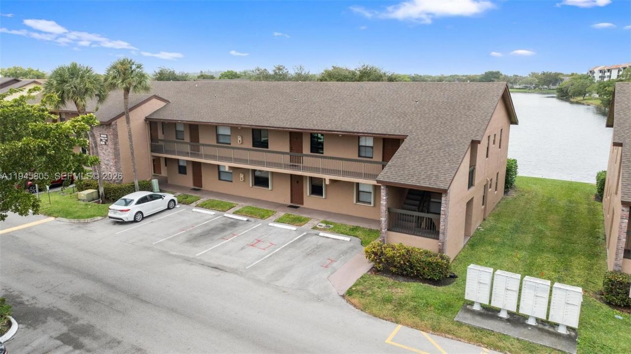 10005 S Winding Lake Rd, Unit 106, Sunrise, FL 33351 Photo