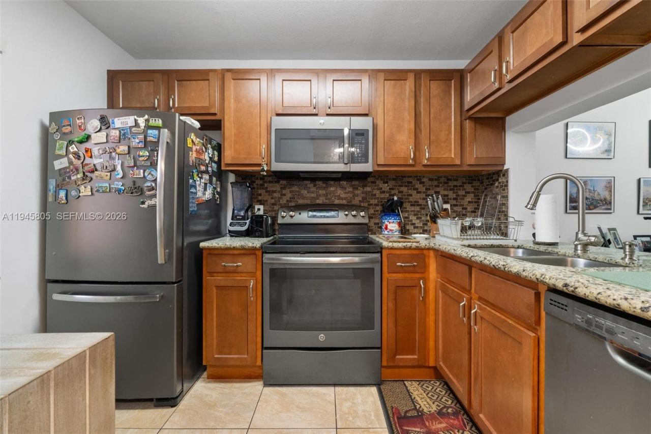 10005 S Winding Lake Rd, Unit 106, Sunrise, FL 33351 Photo