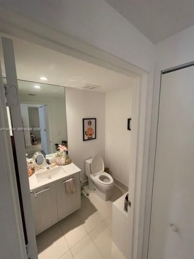 55 SW 9th St, Unit 3209, Miami, FL 33130 Photo