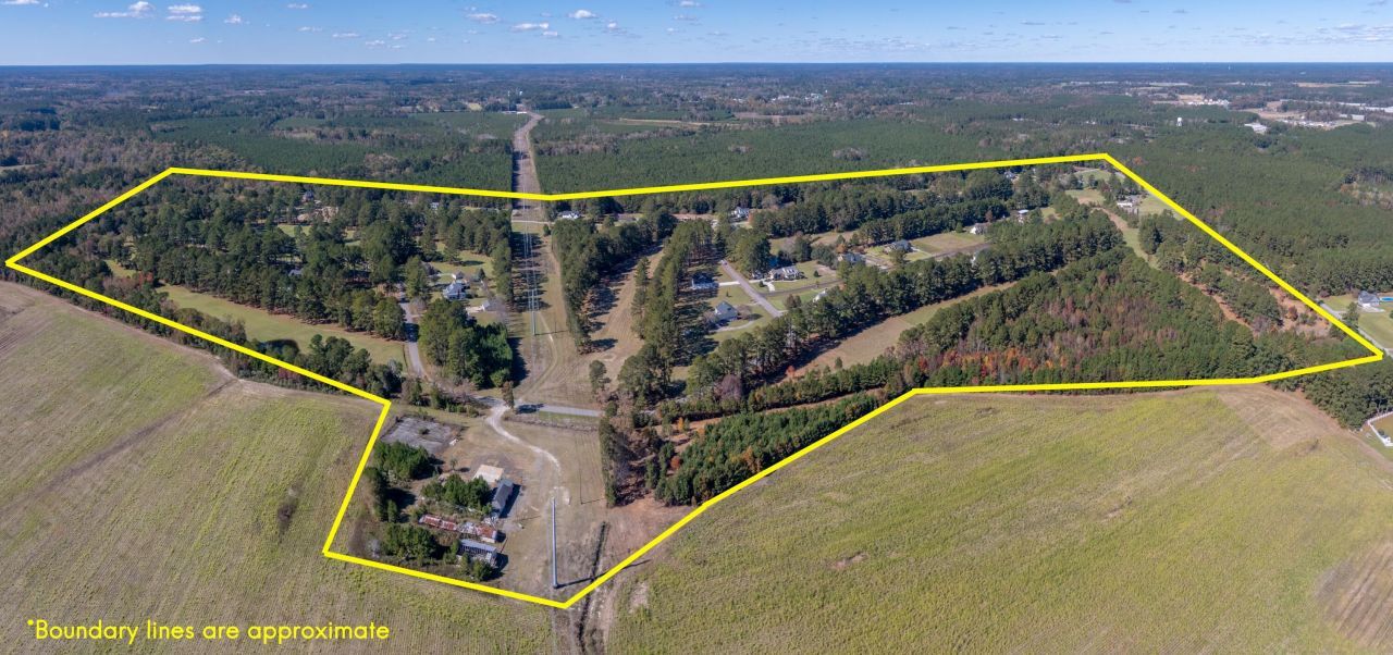 218-1 Clubhouse Circle Photo 4